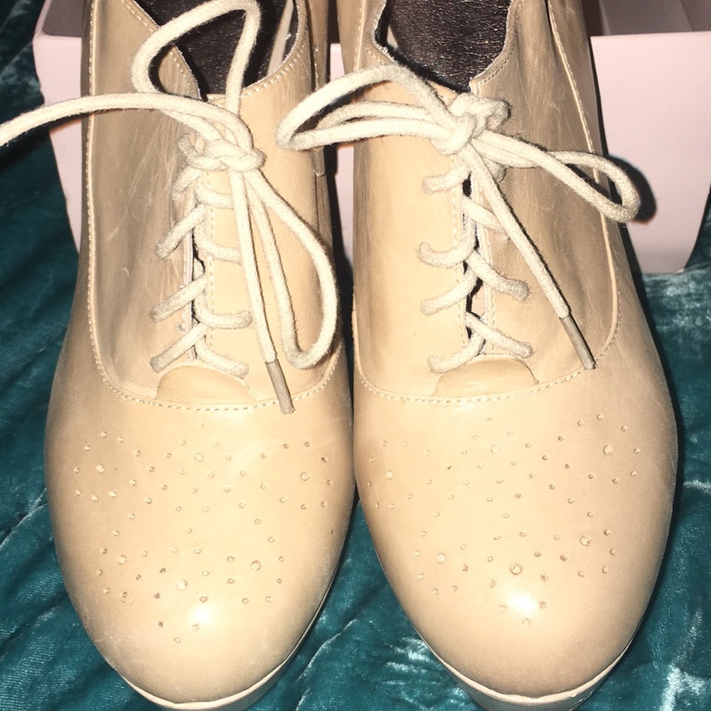 Bakers lace up